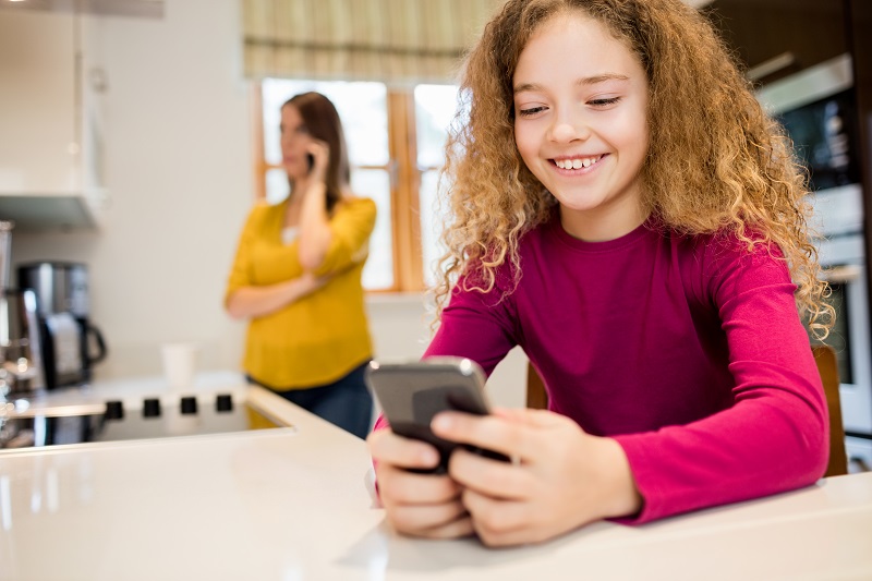 Top 10 kids mobile apps on the market by Adoriasoft blog